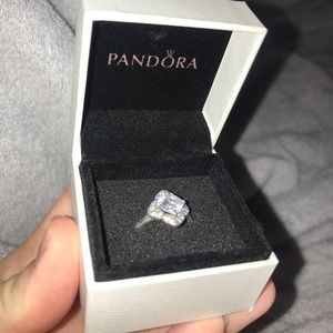 Pandora Ring